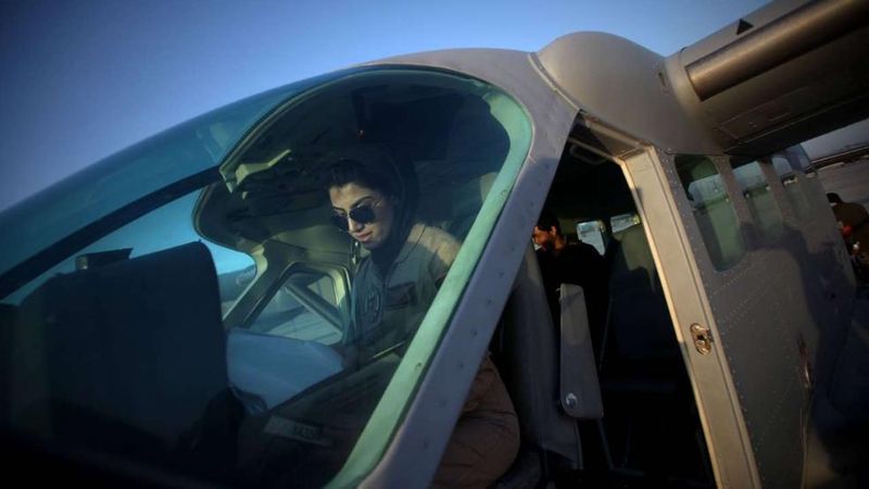 Afgan pilot Nilüfer Rahmani ABD'den sığınma istedi
