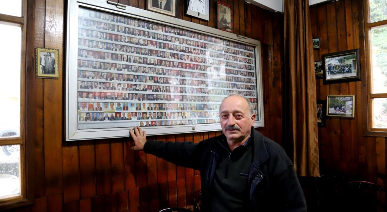 kahvehanecinin ilginç koleksiyonu: Ölen kişilerin fotoğraflarını topluyor