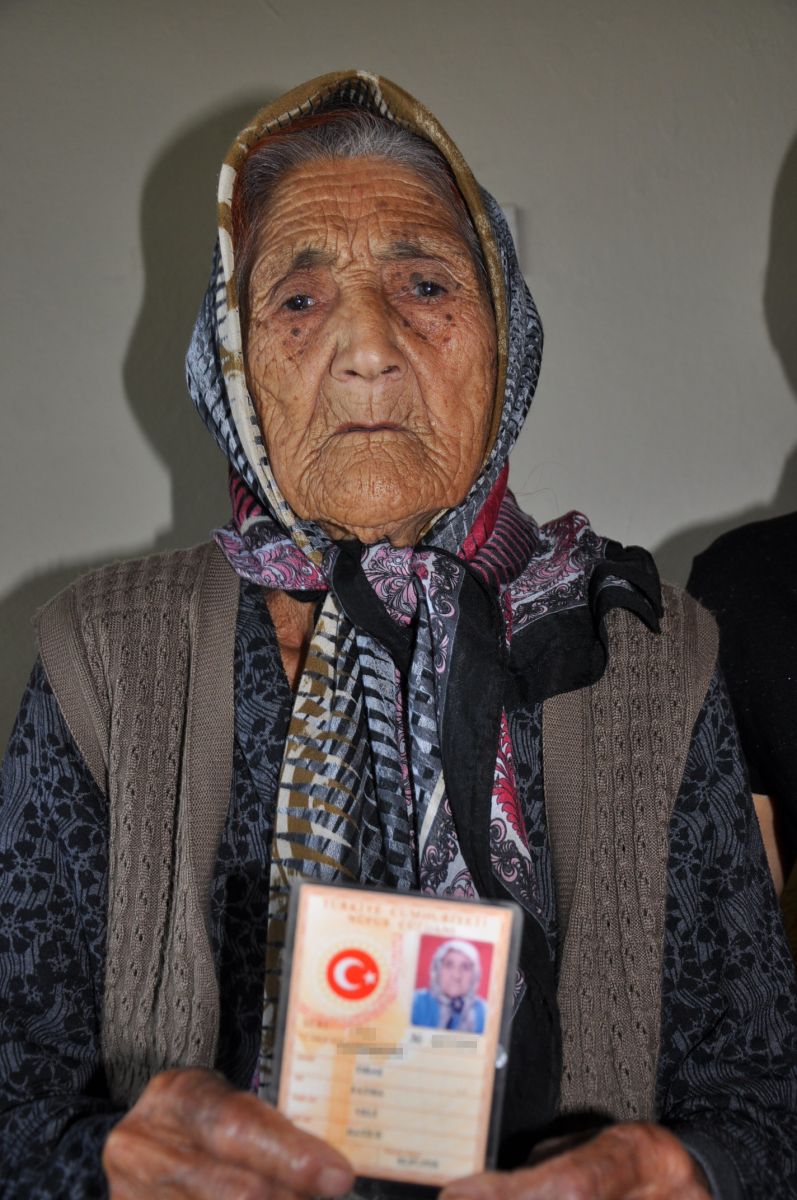 110 yaşındaki Fatma nine 3 padişah, 12 cumhurbaşkanı, 33 başbakan gördü