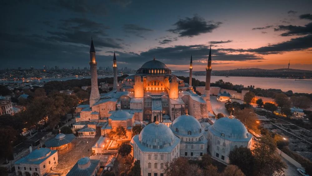 Rusların gözünden 'İstanbul' izleyenleri mest etti