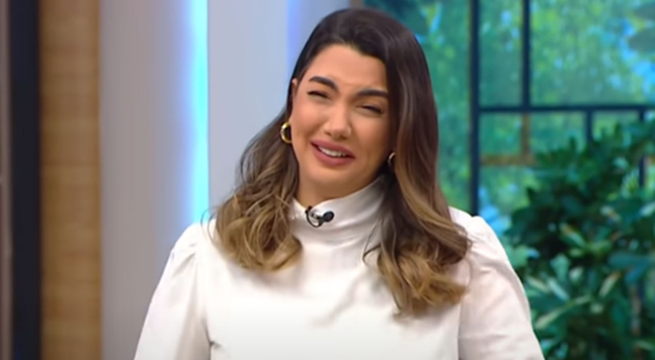 İkinci kez koronavirüs atlatan Fulya Öztürk ekranlara geri döndü