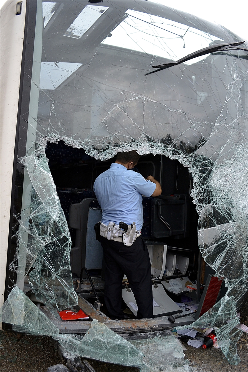 Kastamonu'da yolcu otobüsü devrildi: 28 yaralı