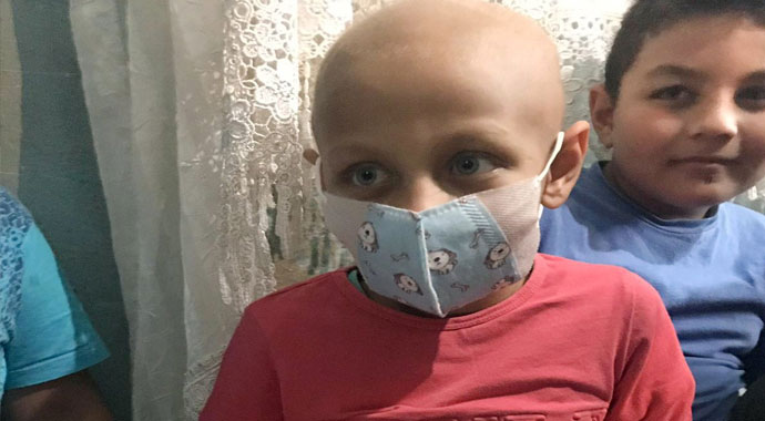 Kanser hastası küçük Fadime’nin pembe odasına kavuşma anları gözyaşlarına boğdu