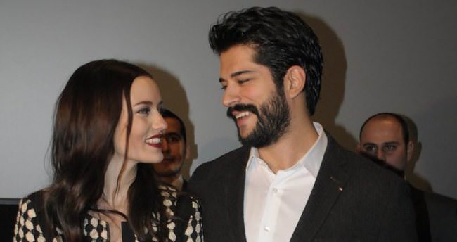 Fahriye Evcen ile Burak Özçivit evleniyorlar