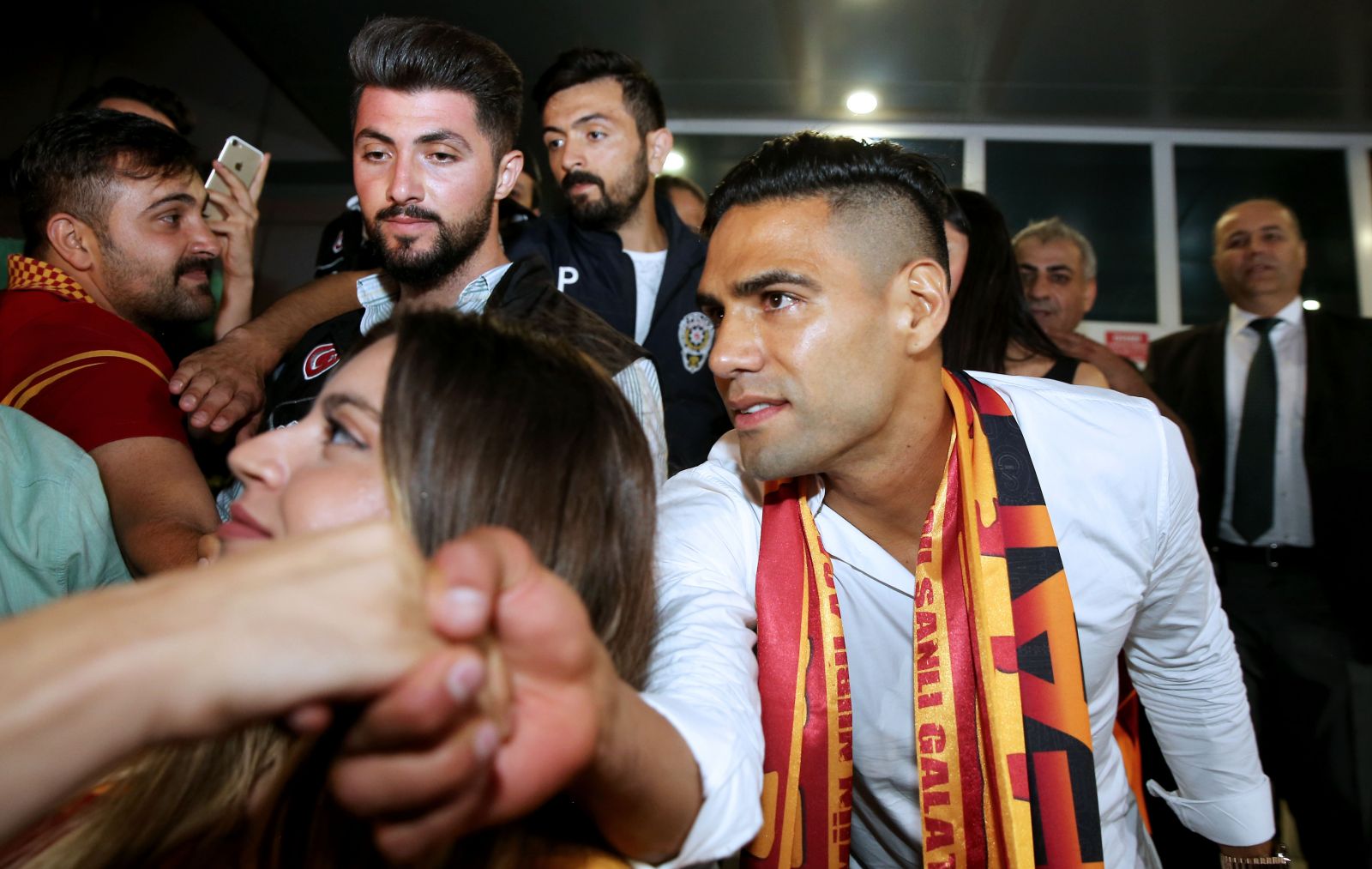 Galatasaray, Falcao'yu resmen açıkladı