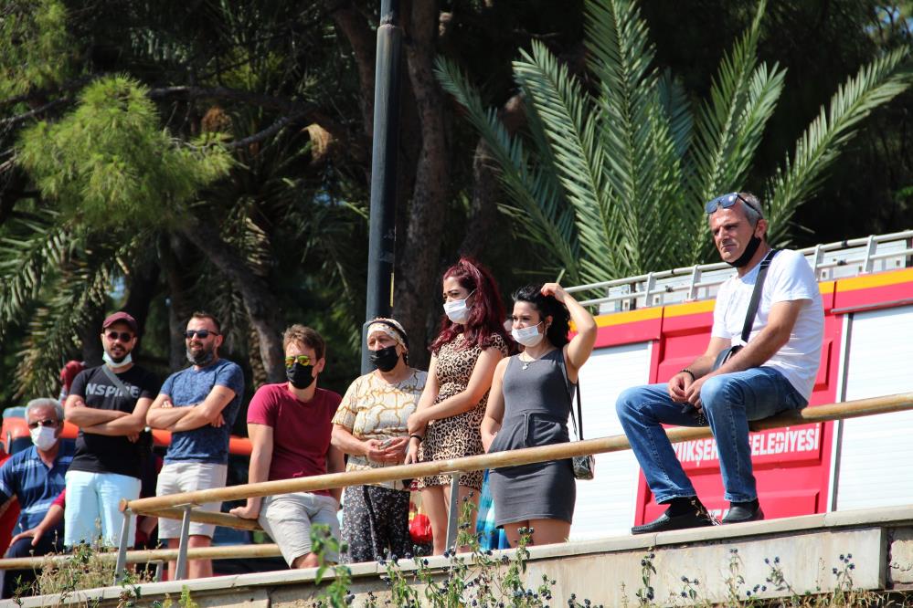 Koyun can derdinde, kasap et derdinde sözü gerçek oldu
