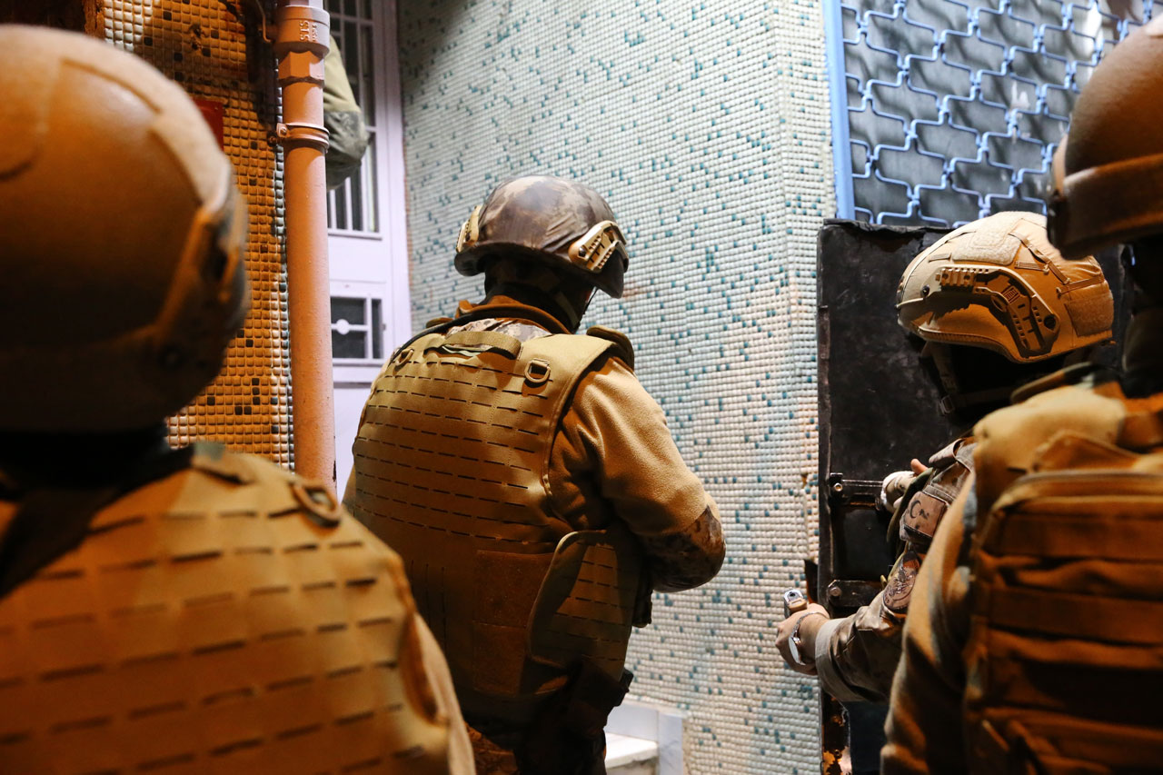 İstanbul'da şafak vakti narkotik operasyonu: Gözaltılar var