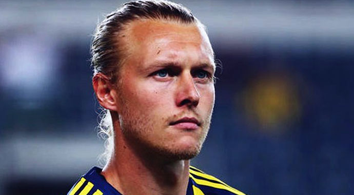 Simon Kjaer, Çek Cumhuriyeti maçında sakatlandı
