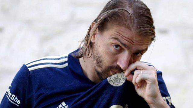 Fenerbahçe'de Erol Bulut, Caner Erkin krizi! Yaşananların perde arkası ortaya çıktı