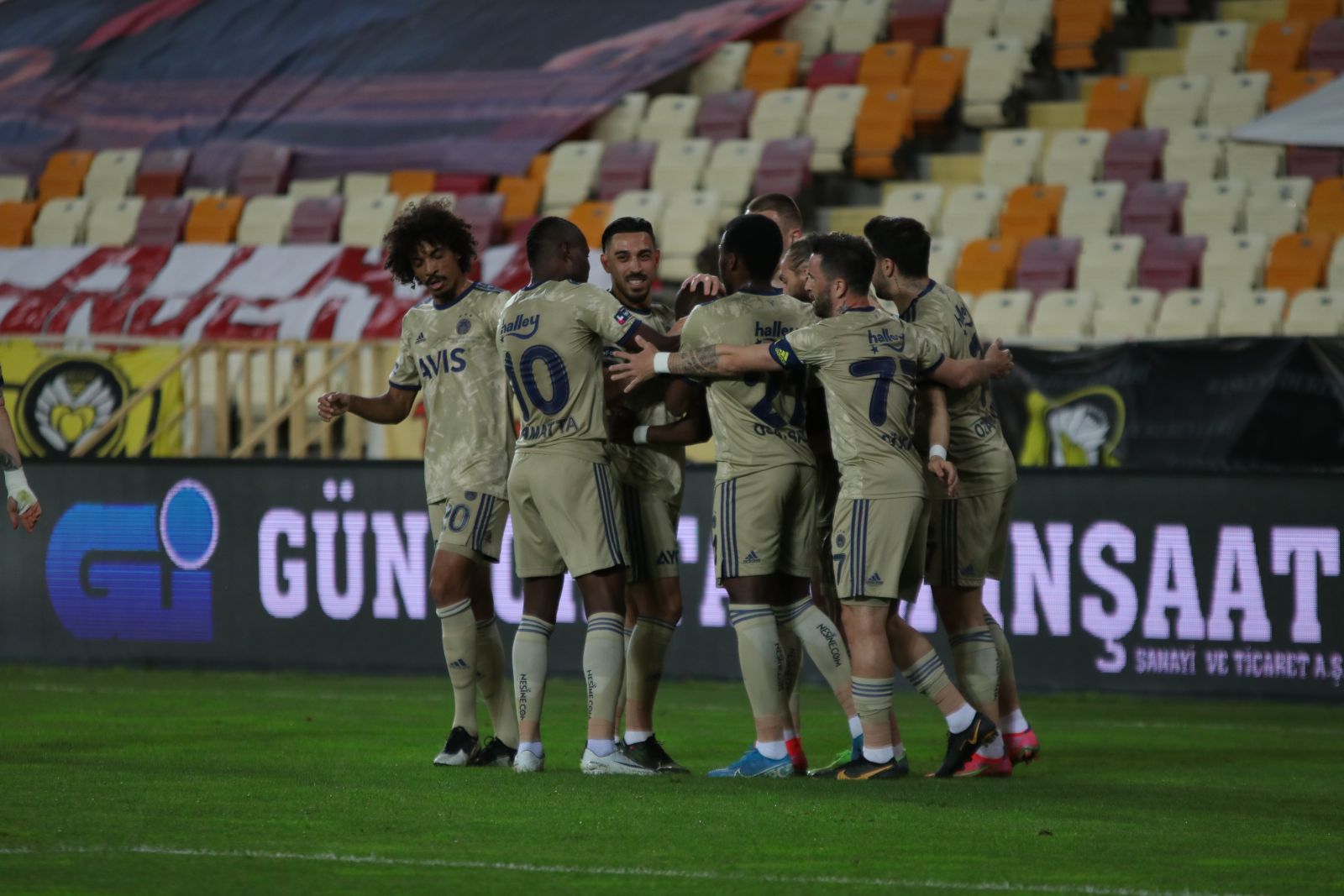 Süper Lig: Yeni Malatyaspor: 1 - Fenerbahçe:
