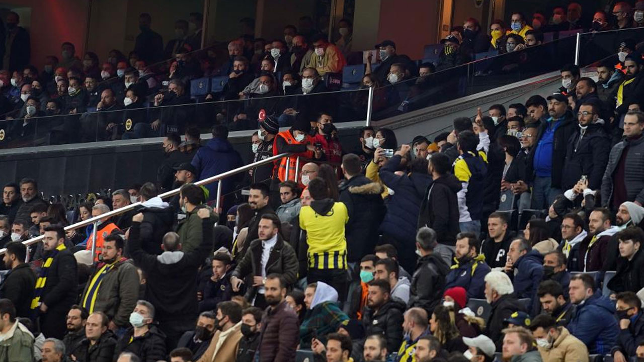 Kanarya ikinci yarıya 2-1’lik mağlubiyetle başladı: Fenerbahçe evinde kayıp