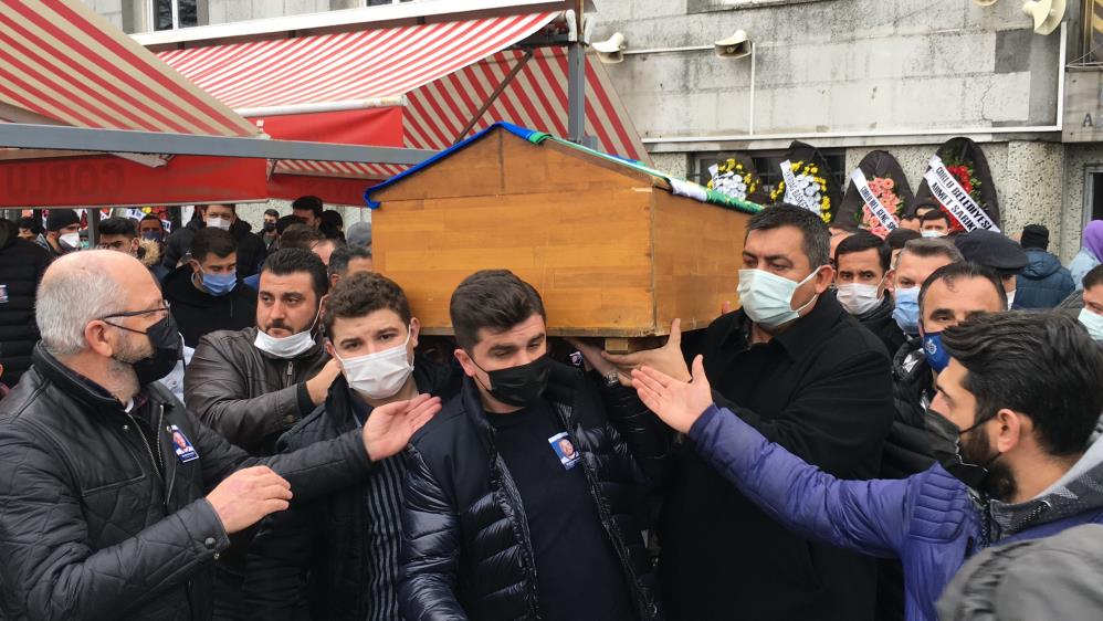 Lojmandaki odasında ölü bulunan basketbolcu toprağa verildi