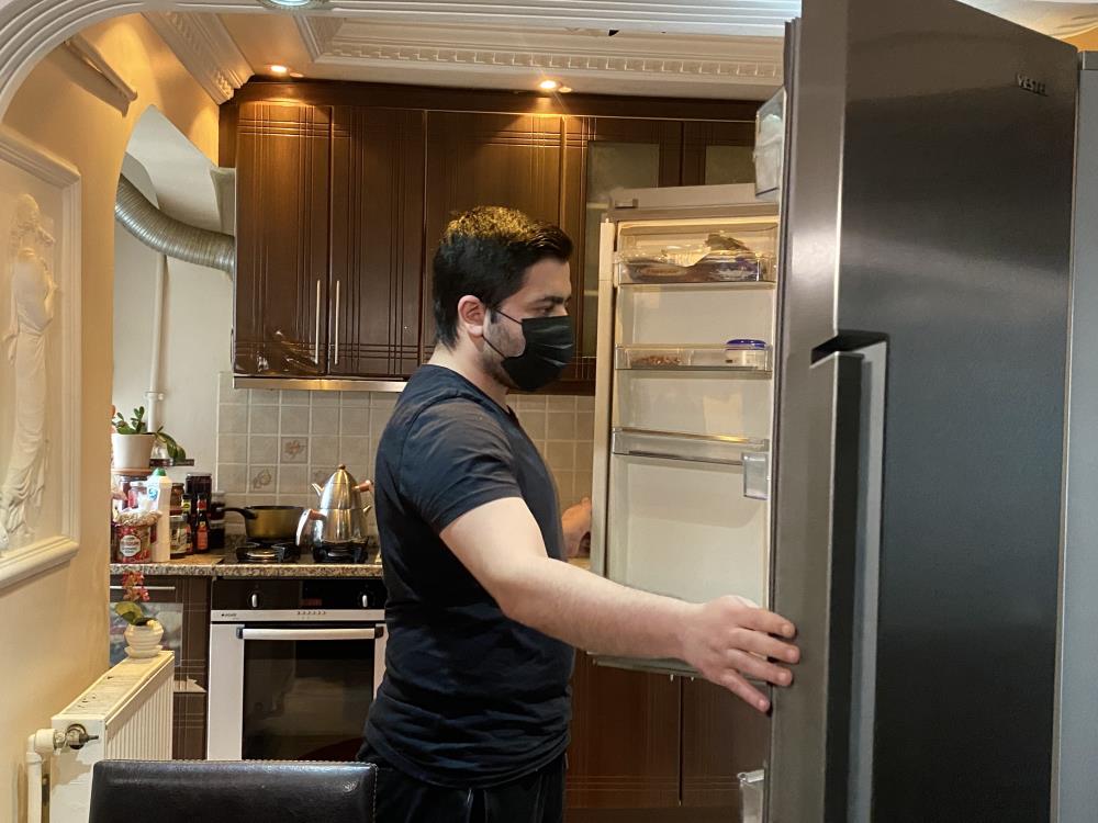 Buzdolabını tamir etmek için servis çağırdı, 4 bin lira dolandırıldı