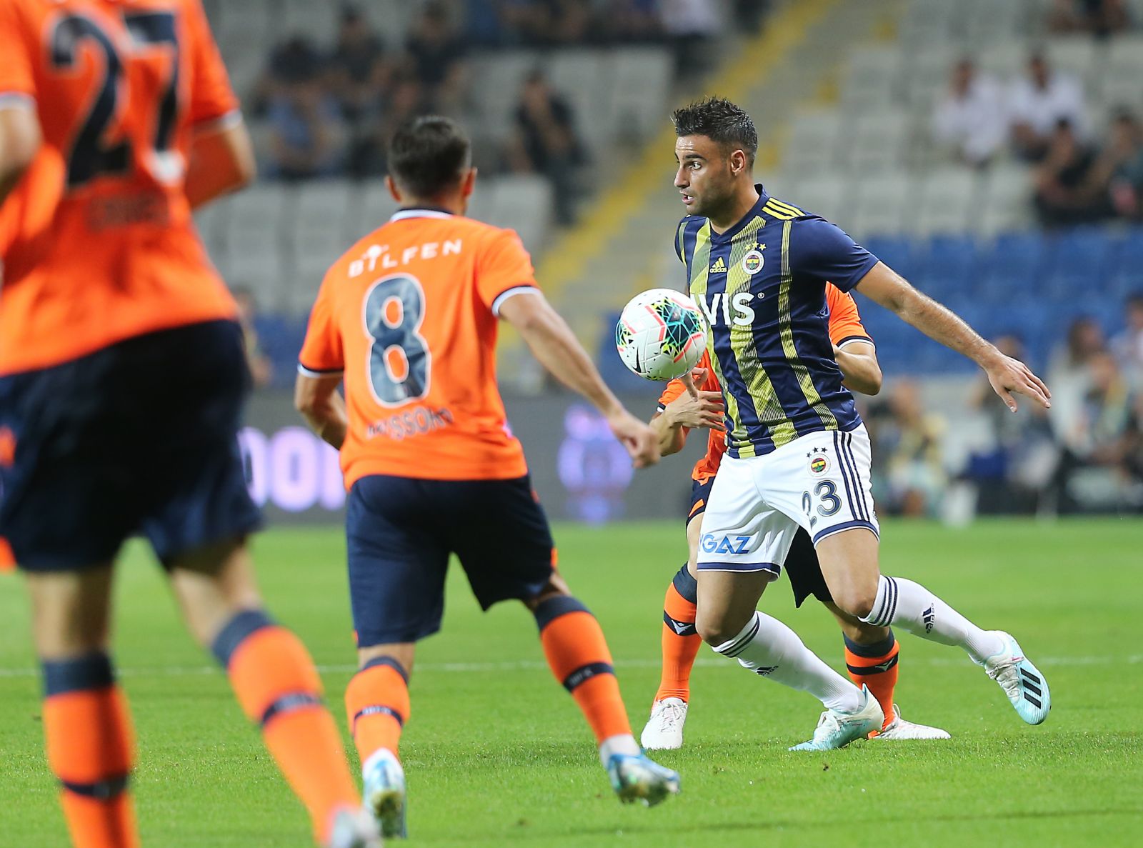 Fenerbahçe son nefeste! (Başakşehir 1-2 Fenerbahçe)