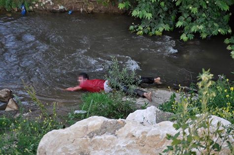 Madde bağımlısı gencin derede ölüm kalım savaşı