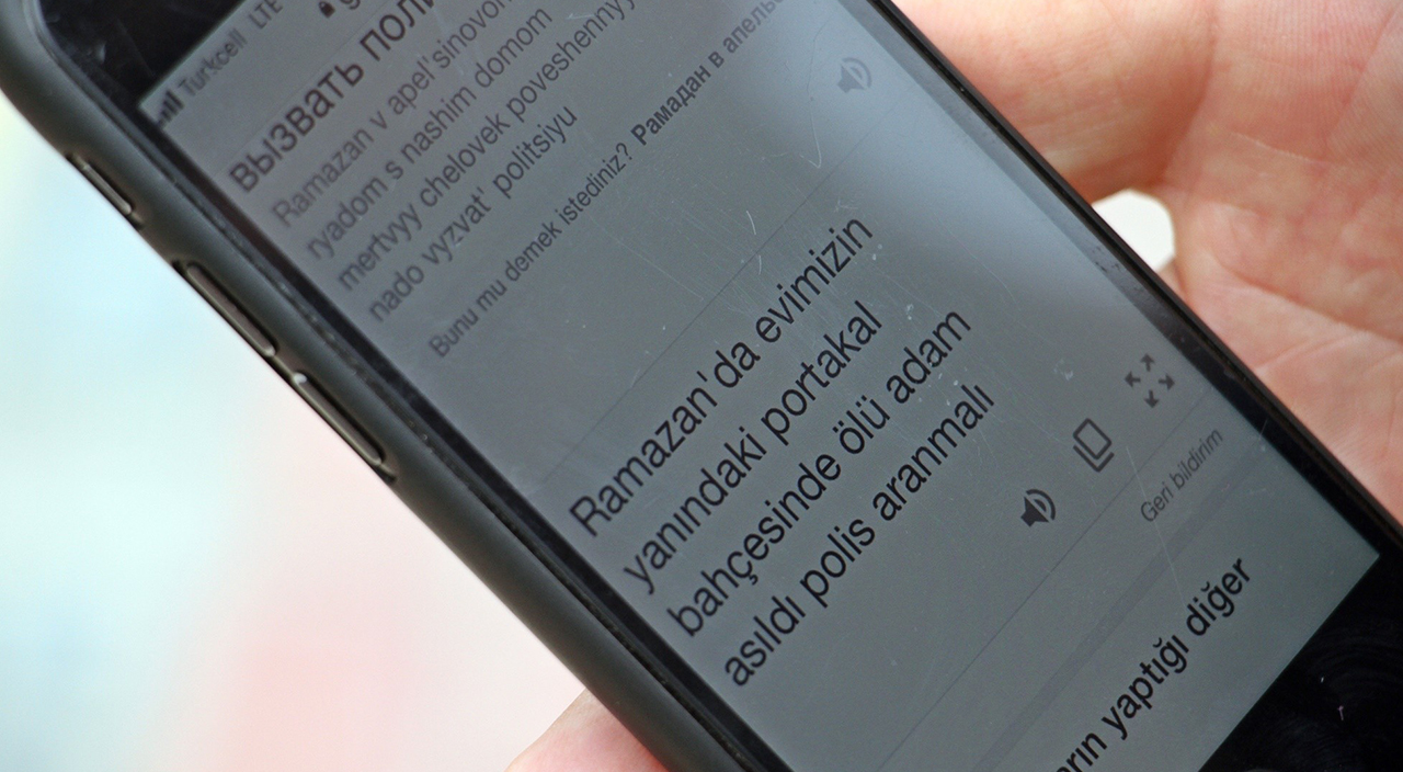 Rus komşusunun mesajını çevirdi... Neye uğradığını şaşırdı