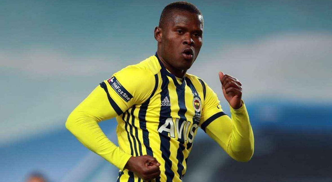 Dimitris Pelkas Hull City'de! Yunan orta saha satın alma opsiyonuyla kiralandı