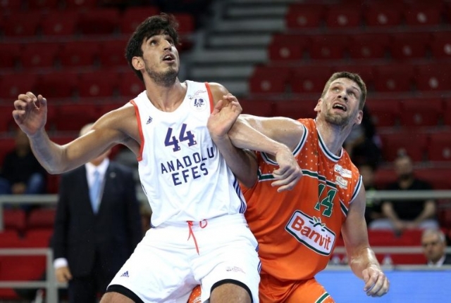 Fenerbahçe'de iki imza birden