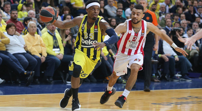 THY Euroleague'de Türk takımları 3'te 2 yaptı