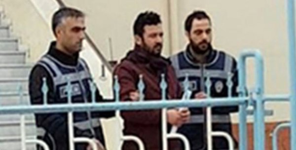 FETÖ firarisini bir er yakaladı