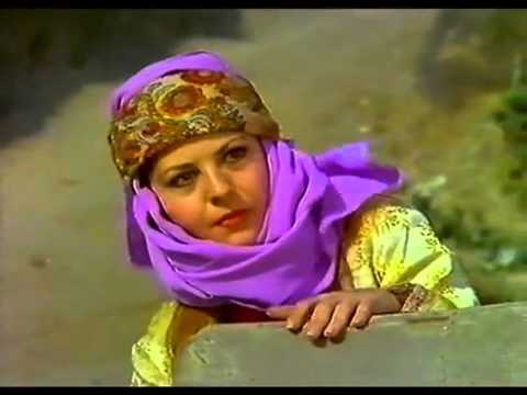 Görenler şoke oldu! Ünlü oyuncu Fatma Belgen pazarda bere satıyor