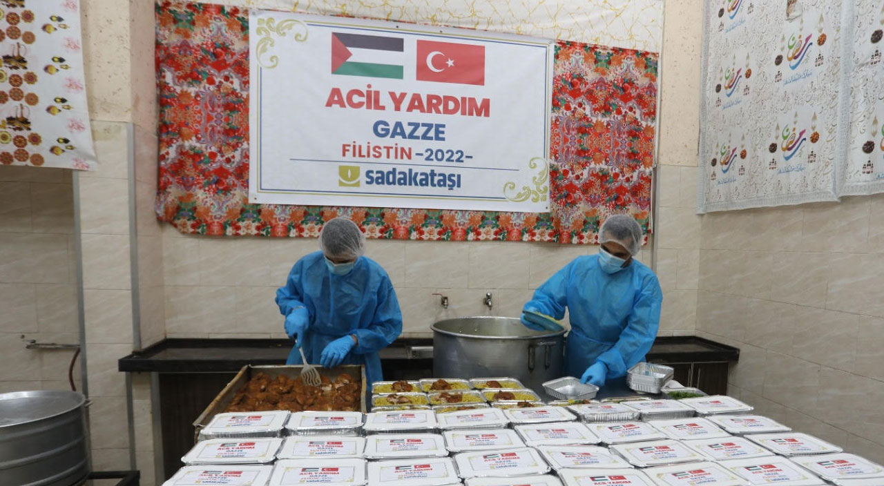 Sadakataşı Gazze’ye acil yardım ulaştırdı