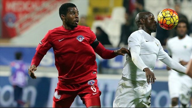 Galatasaray pazarlık masasında! Galatasaray pazarlık masasında!