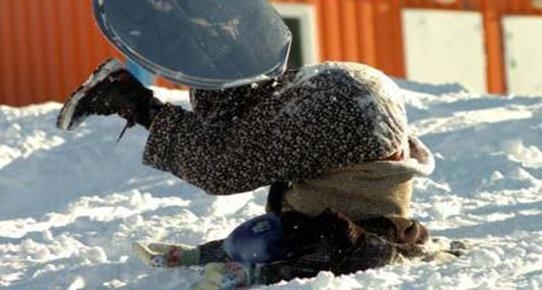Sondakika! KAR TATİLİ OLN İLLER! CUMA Kar tatili olan ŞEHİRLER, ANKARA'da okullar tatil mi?