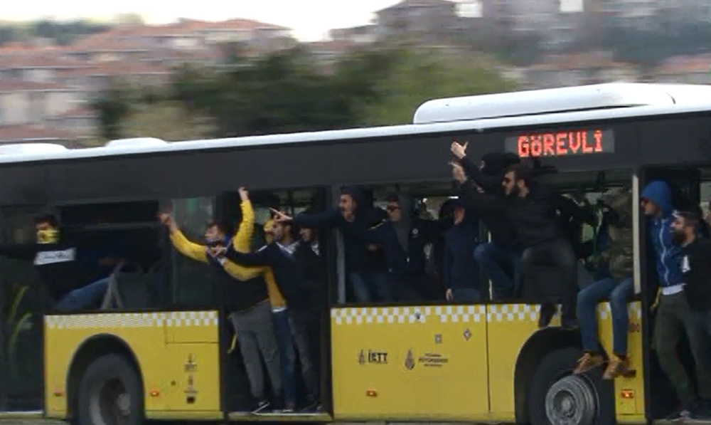 FB-GS taraftarları karşı karşıya geldi