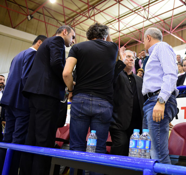 Aziz Yıldırım'dan kulüp başkanına tokat!