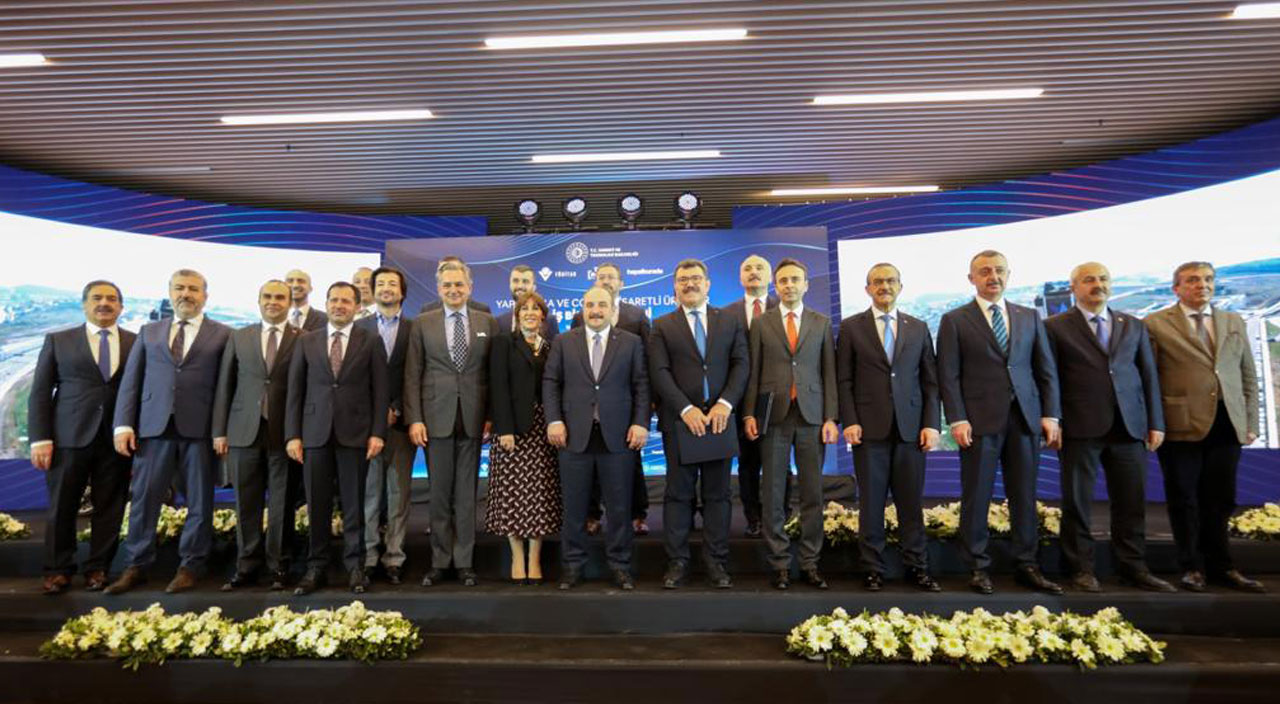 Hepsiburada ‘Geleceğin Türkiye’si ve ‘Türkiye’nin Geleceği’ için iki önemli projeye imza attı