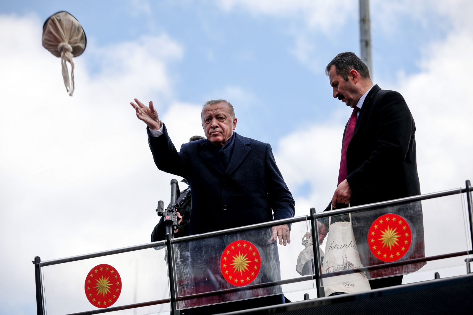 Cumhurbaşkanı Erdoğan'dan önemli açıklamalar Cumhurbaşkanı Erdoğan'dan önemli açıklamalar