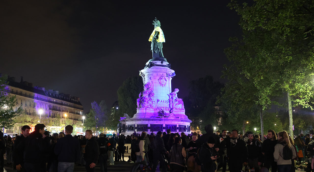 Macron karşıtları sokakta! 3 kentte gösteri düzenlendi