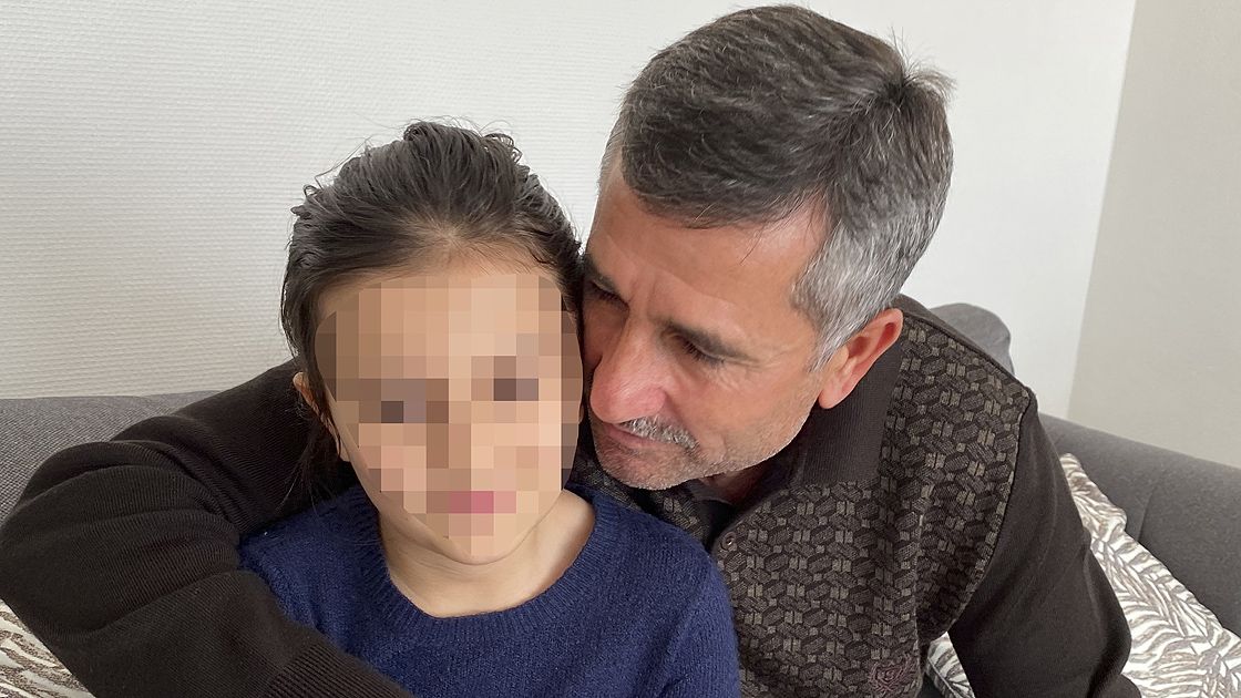 Fransız polisinin alıkoyduğu çocuklar ve aileleri: 'Şoka girdik bize terörist muamelesi yaptılar'