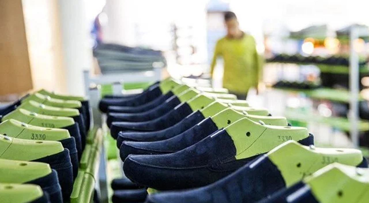 Rusya-Ukrayna savaşı nedeniyle ihracı yapılamayan 5 milyon ayakkabı elde kaldı