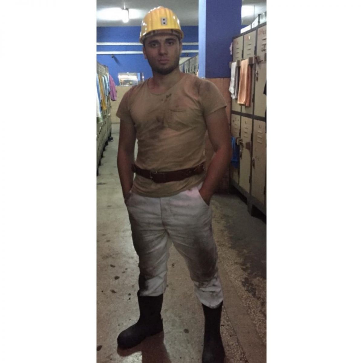 18 yaşındaki futbolcu, madenci oldu