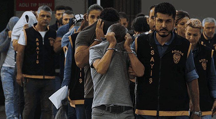 Evlilik programına katılan damat adayı fuhuştan gözaltında!