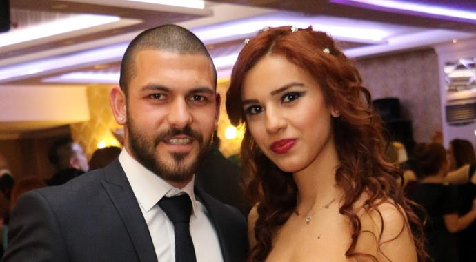 Kanseri yenen futbolcu, evliliğe ilk adımı attı