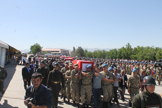 7 askerimiz için tören düzenlendi