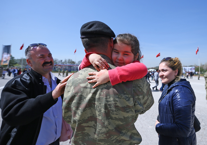 Zırhlı Birliklerde yemin töreni