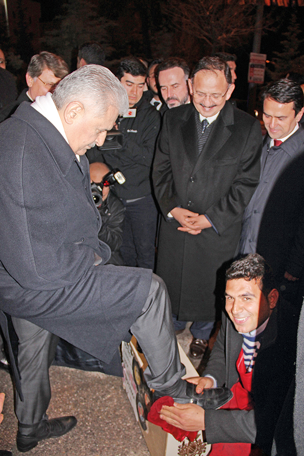 Binali Yıldırım: FETÖ gelecek, hesap verecek