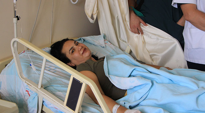 Doktorlar bile şoke oldu! Karın ağrısı şikayetiyle hastaneye gitti...