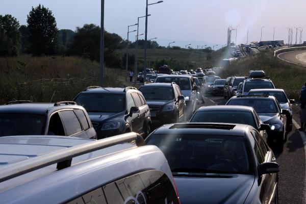 Gurbetçilerden Türkiye'ye rekor giriş