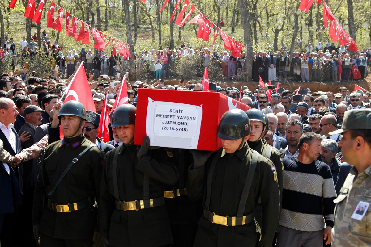 Gabar şehitleri son yolculuğuna uğurlandı