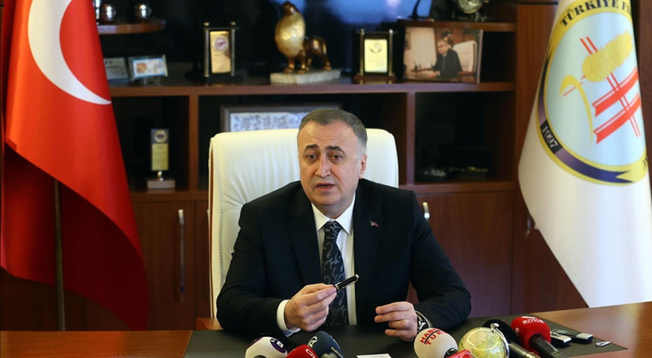 Türkiye Fırıncılar Federasyonu Başkanı'ndan ekmek zammı açıklaması Türkiye Fırıncılar Federasyonu Başkanı'ndan ekmek zammı açıklaması
