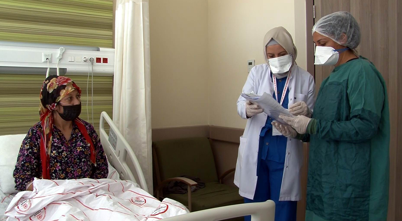 Yoğun bakım servisleri aşısız hamilelerle doldu