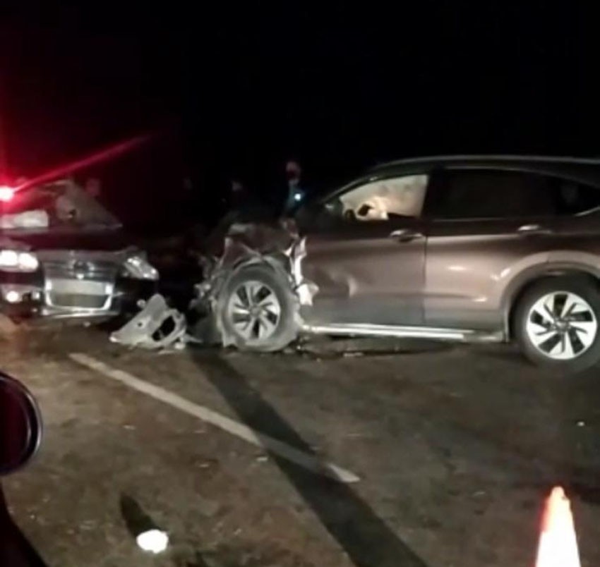 Kısıtlamaya dakikalar kala feci kaza: 2 ölü, 2 yaralı Kısıtlamaya dakikalar kala feci kaza: 2 ölü, 2 yaralı
