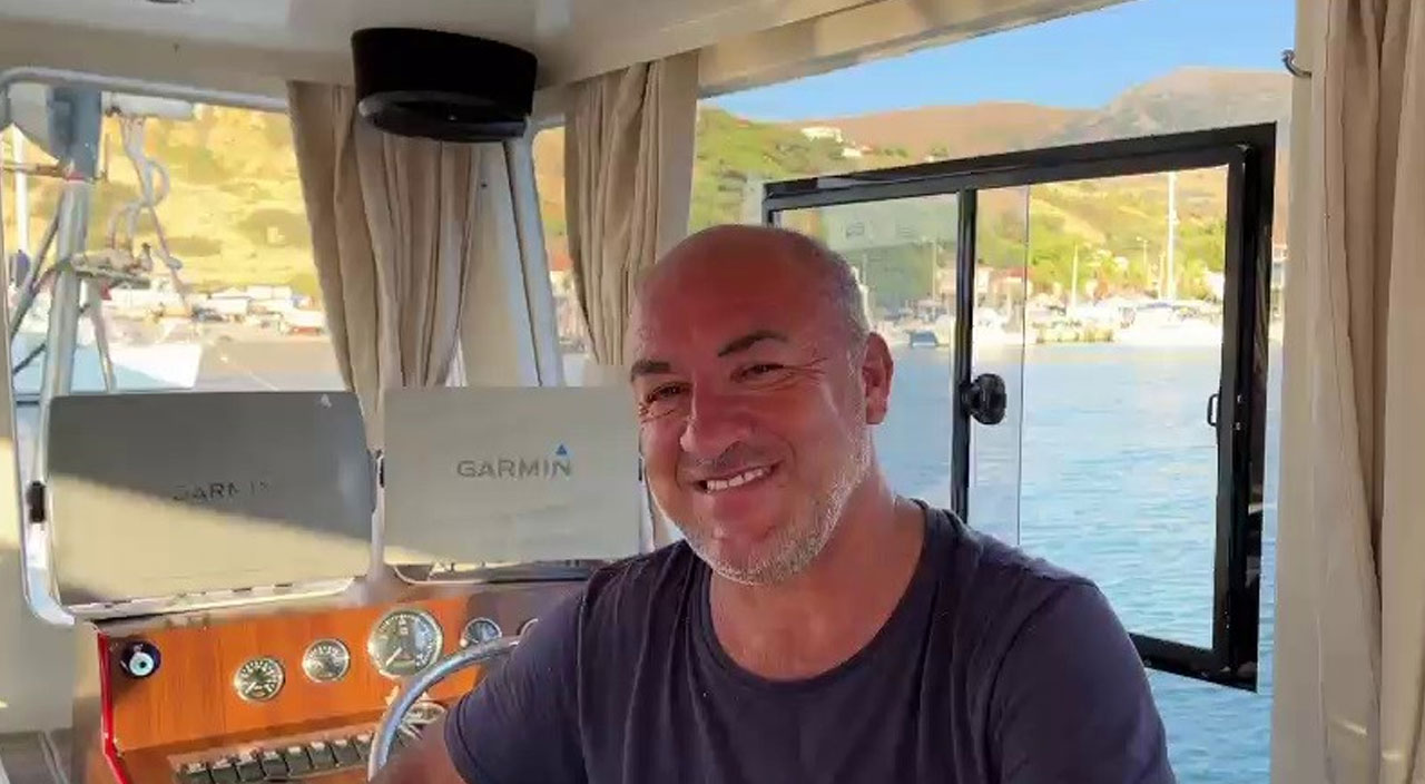 Yunanlılara kafa tutan Türk balıkçıdan nefes kesen av! Kameraya anbean yansıdı