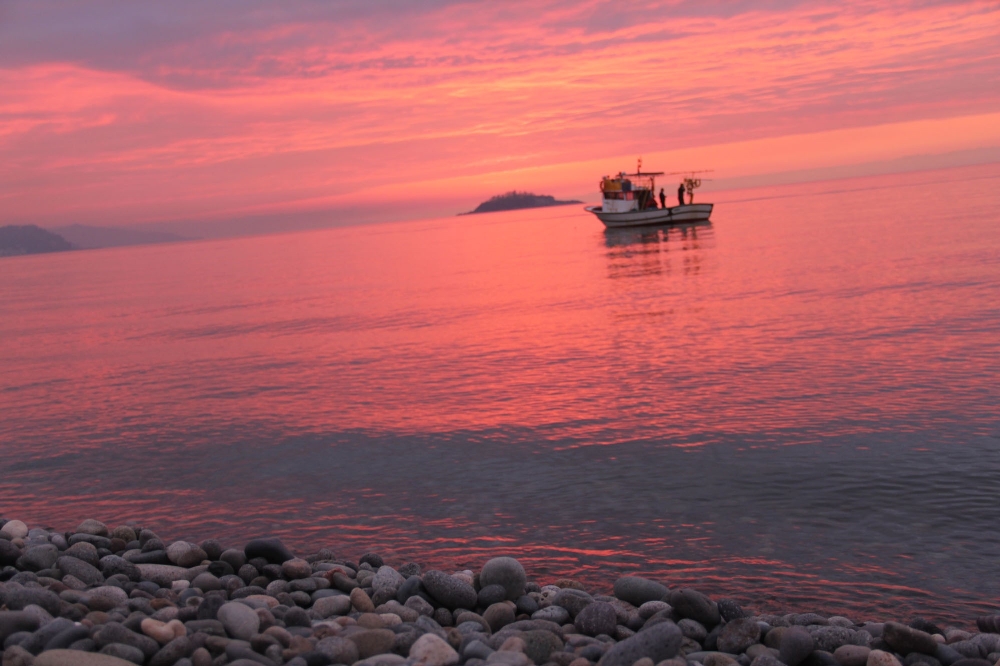 Giresun’da kartpostallık gün batımı
