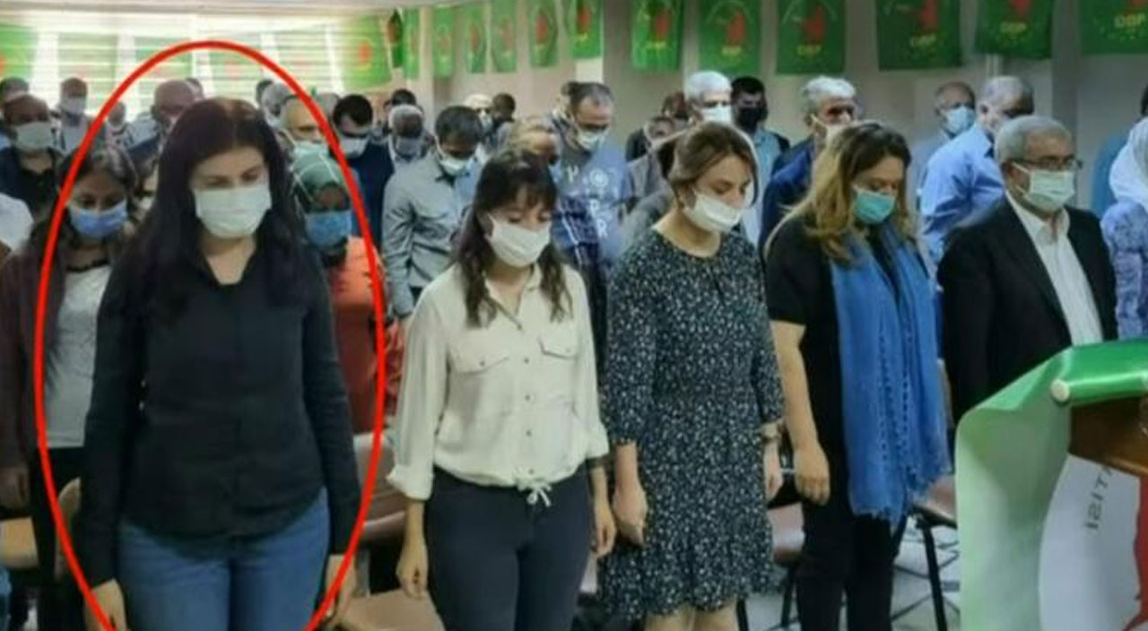 Diyarbakır’da DBP İl binasına operasyon: Semra Güzel’in yeni fotoğrafları ortaya çıktı Diyarbakır’da DBP İl binasına operasyon: Semra Güzel’in yeni fotoğrafları ortaya çıktı